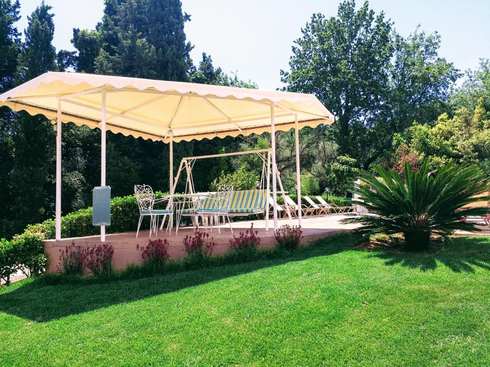 Summer Wine Friendly Resort Ipsos Bagian luar foto