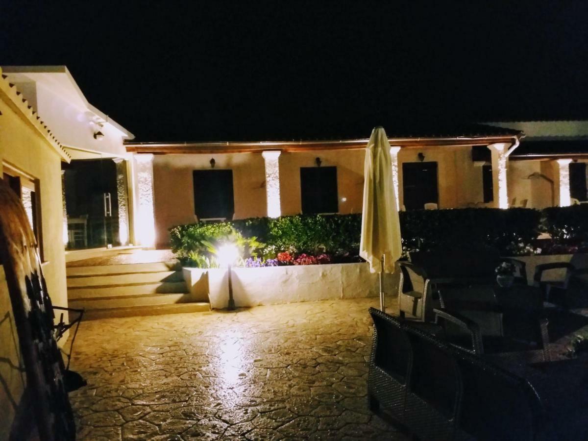 Summer Wine Friendly Resort Ipsos Bagian luar foto